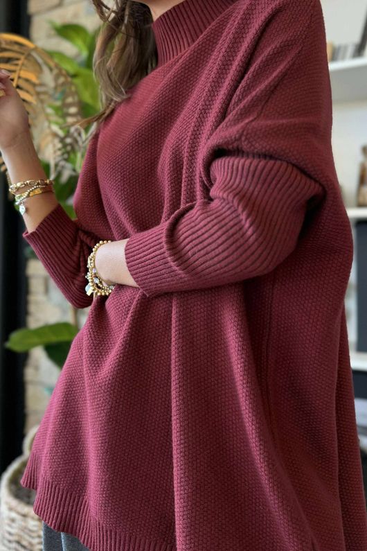Charli Honeycomb Oversized Turtle Knit Burgundy